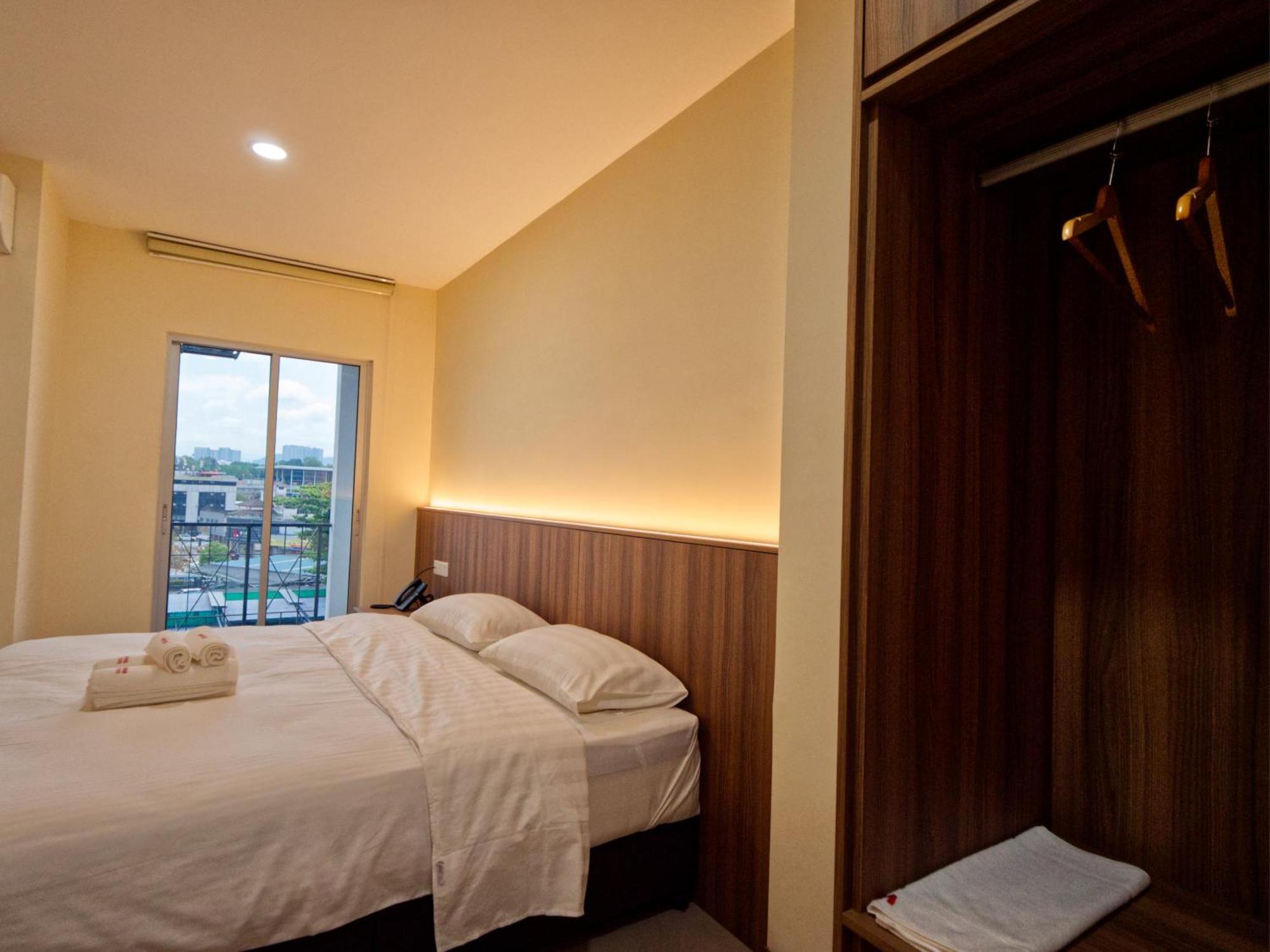 Weiss Hotels Kepong Baru Kampong Jawa Tengah Номер фото